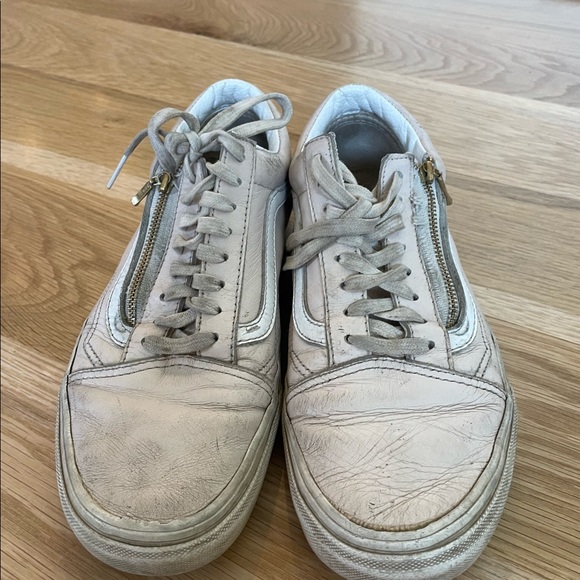 Vans - Picture 4 of 4